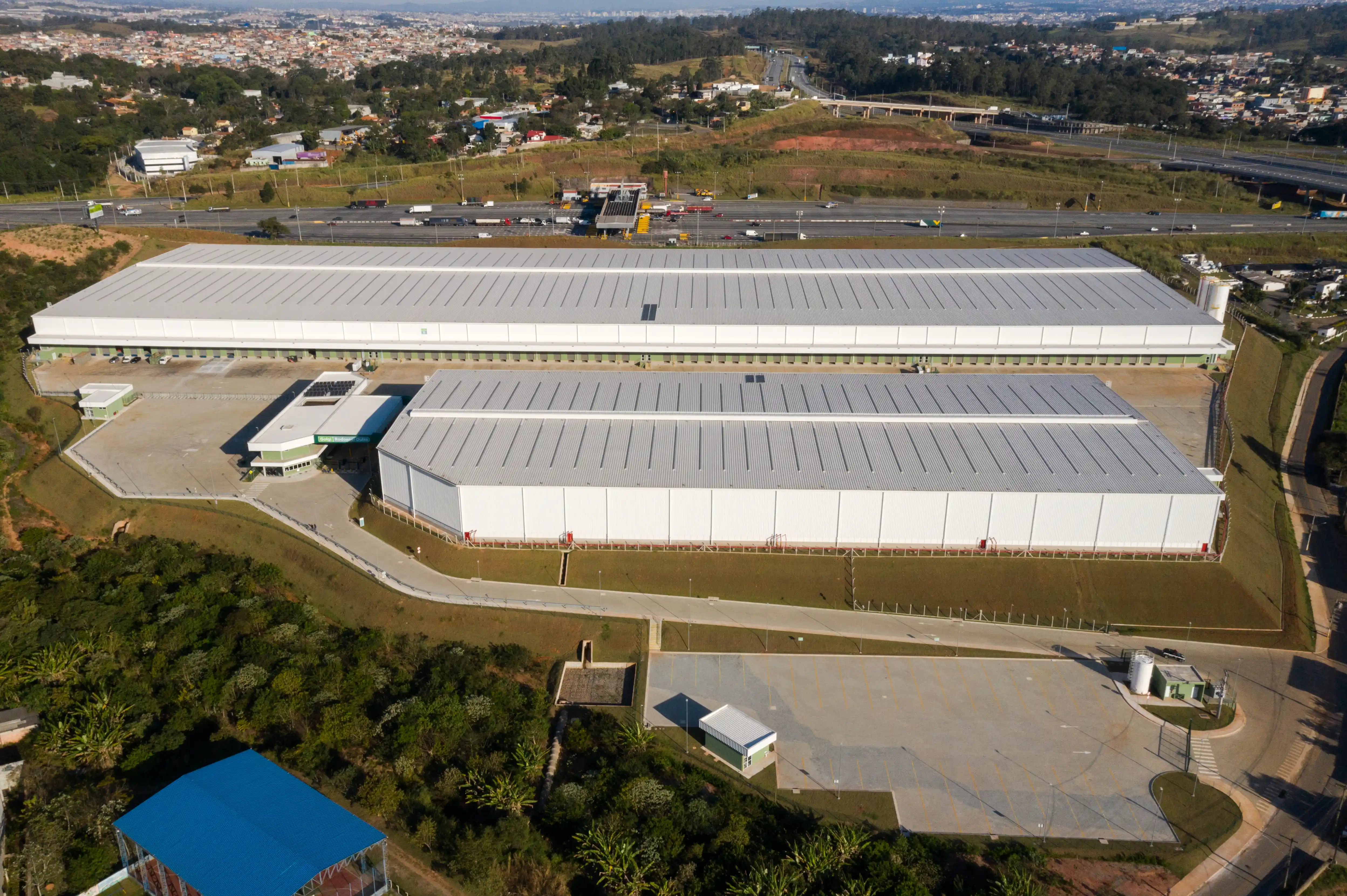 Imóveis industriais, galpões logísticos, áreas e propriedades empresariais em São Paulo