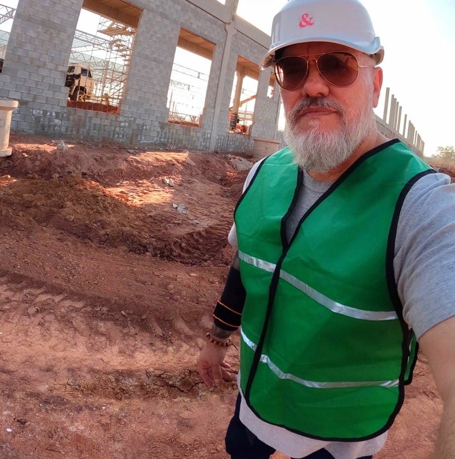 Rodrigo Castro da Catena e Castro Real Estate especialista em BTS Built to Suit, galpões industriais, imóveis industriais, áreas industriais e projetos logísticos