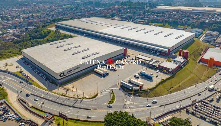 O CL Imigrantes 2 é um condomínio logístico de alto padrão, projetado para empresas que exigem agilidade, segurança e eficiência operacional. Localizado em São Bernardo do Campo, ao lado da Rodovia dos Imigrantes, o empreendimento reúne estrutura técnica avançada e conexão direta aos principais corredores logísticos do estado. O CL Imigrantes 2 é um condomínio logístico de alto padrão, projetado para empresas que exigem agilidade, segurança e eficiência operacional. Localizado em São Bernardo do Campo, ao lado da Rodovia dos Imigrantes, o empreendimento reúne estrutura técnica avançada e conexão direta aos principais corredores logísticos do estado.
